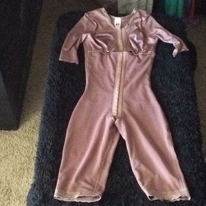 64    Faja shape wear New